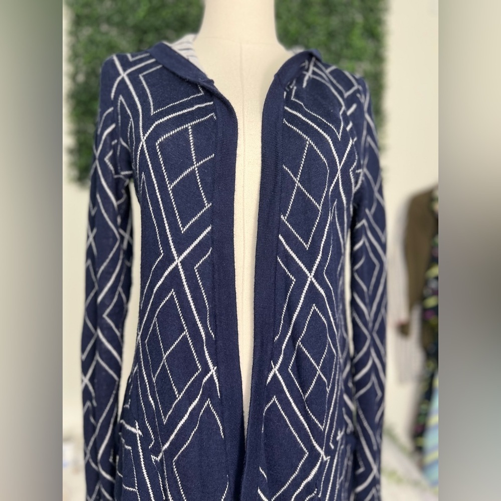 Belldini Cardigan Size S Hood Open Front Cardigan Blue White Geometric Nordic - Picture 3 of 11
